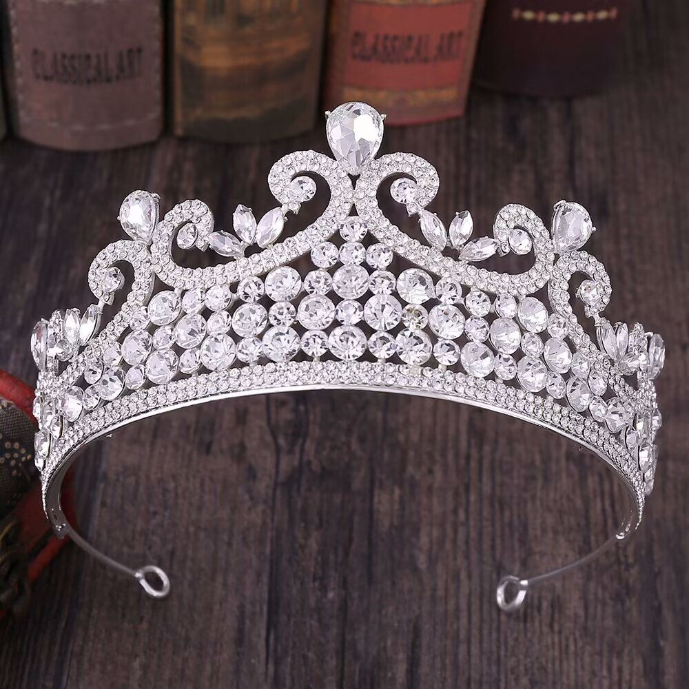 Corona de metal de cristal de vidrio