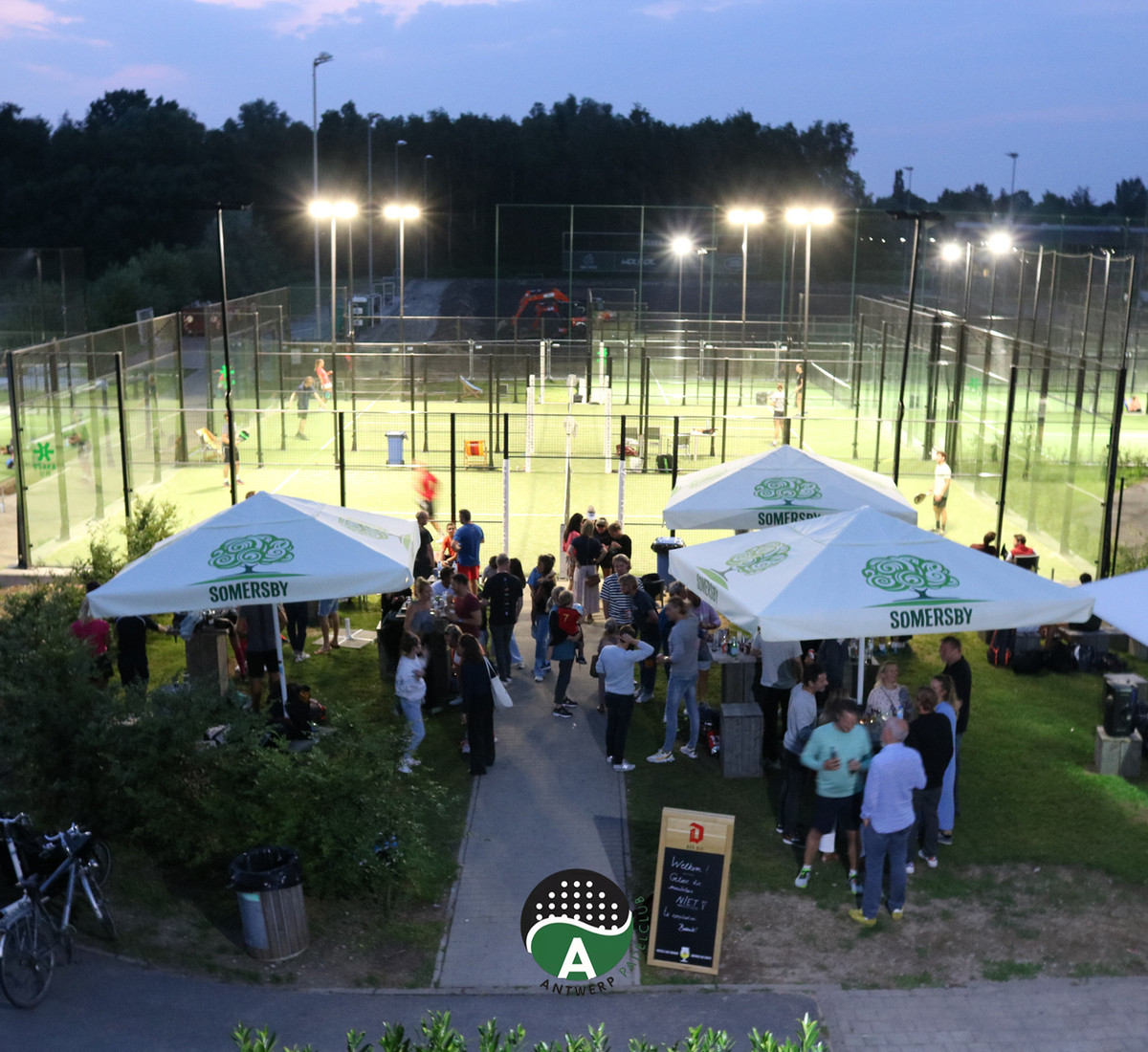 Groepsles bij Antwerp Padel Club