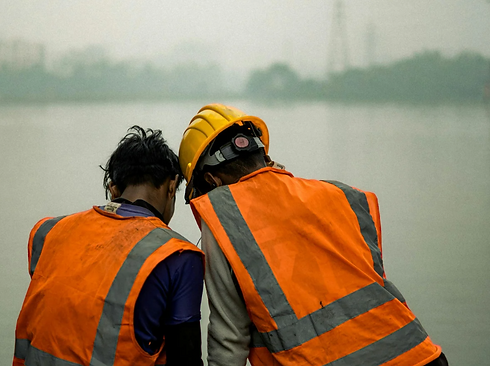 Construction workers_canva.png