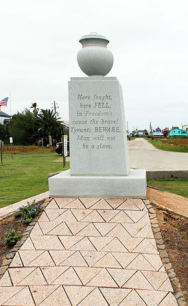 Velasco_Memorial_04_1600x1000.jpg