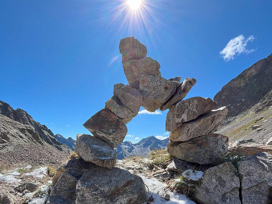 Steinbogen in den Seealpen