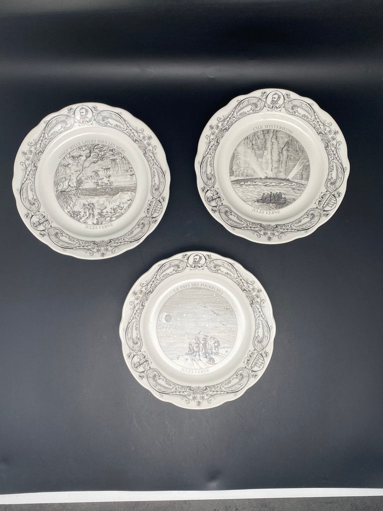 Miniature : Assiettes à fromages ou desserts Jules Verne