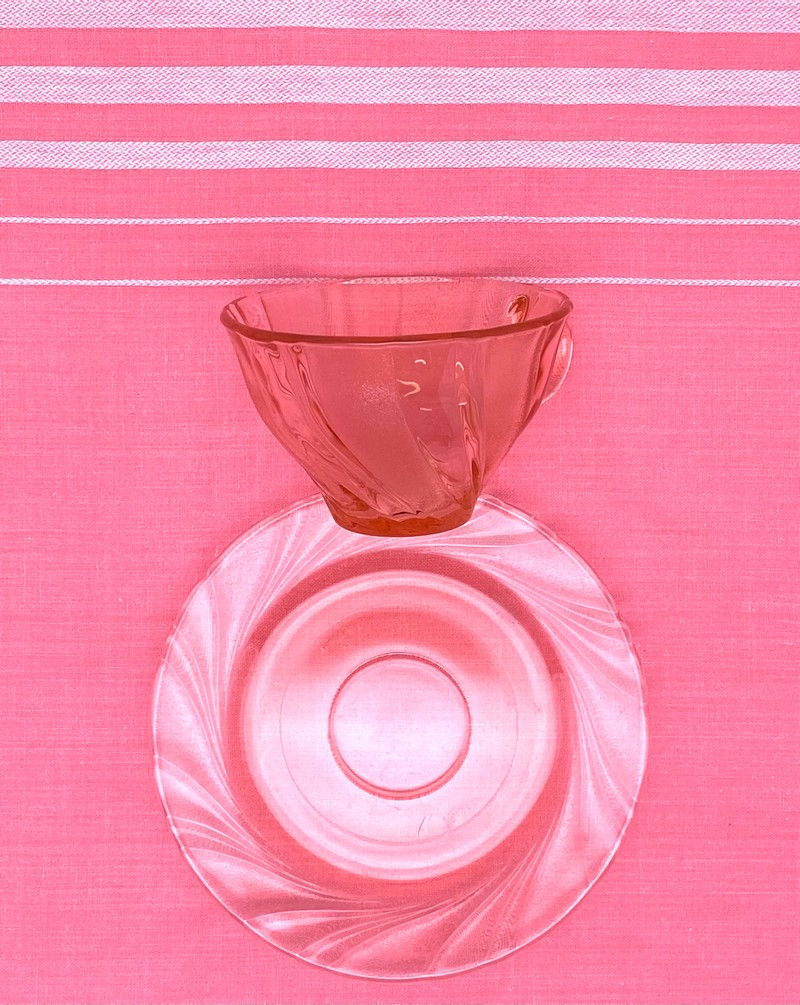 Miniature : Service à café en verre travaillé rose transparent