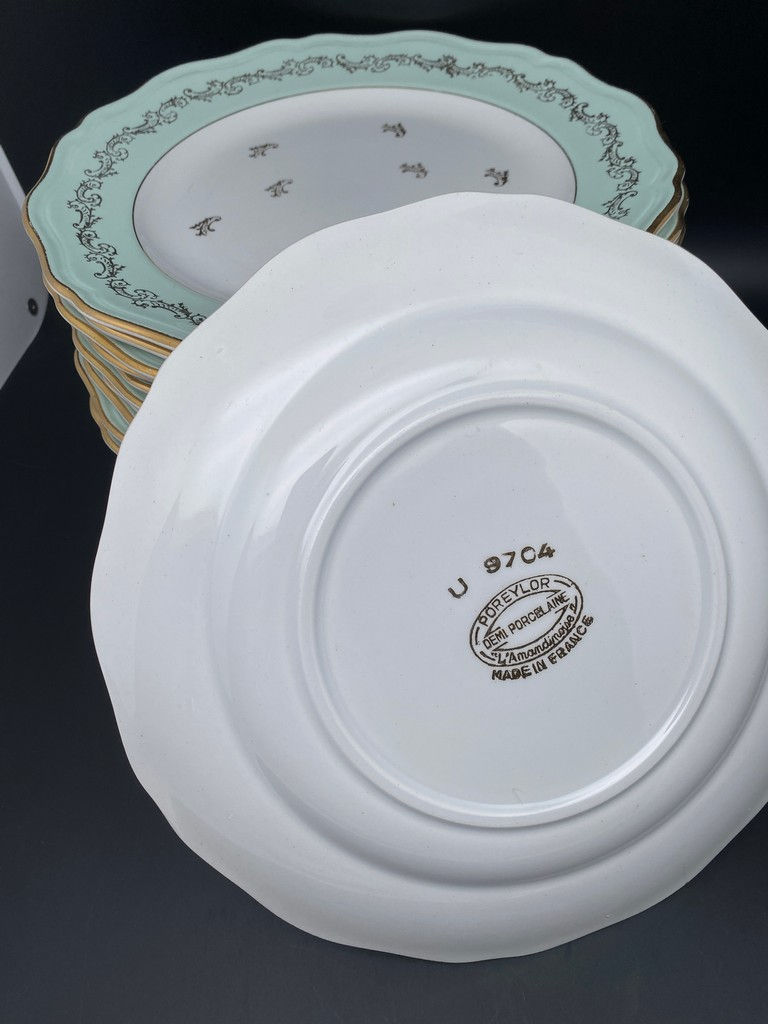 Miniature : Service en demie porcelaine Amande & dorure
