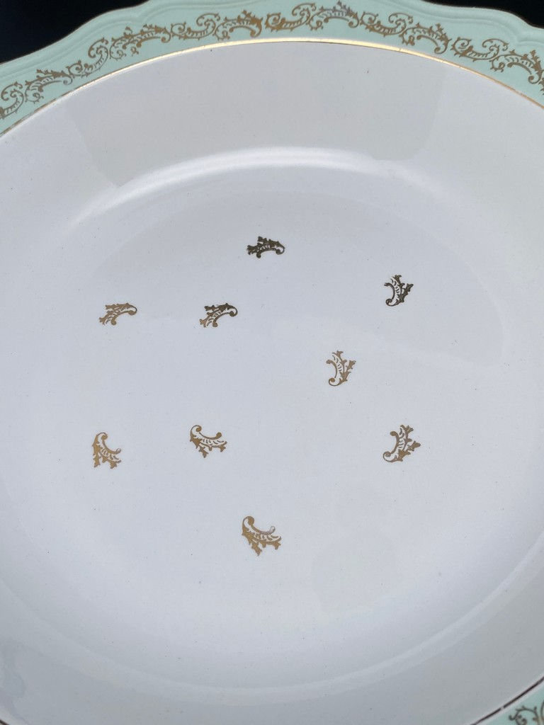 Miniature : Plat creux en demie porcelaine l'Amandinoise amande & dorure