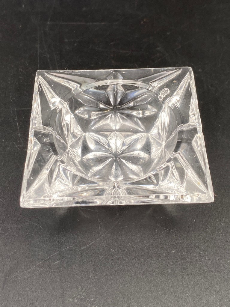 Miniature : Salerons en verre dans boîte d'origine avec petite cuillère