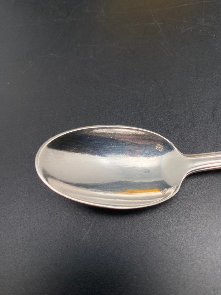 Miniature : Cuillères à dessert en métal blanc argenté