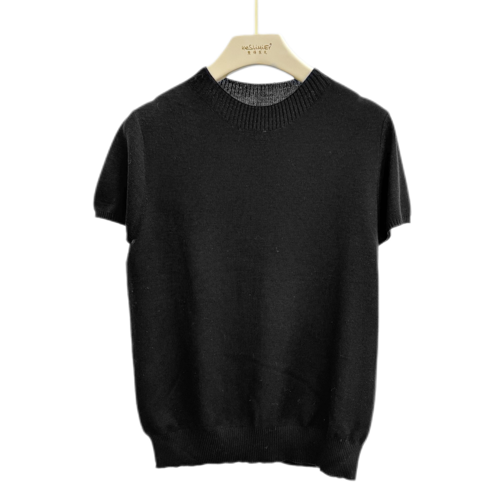 Short sleeves