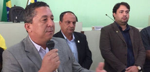 Em reunião, vereadores prometem ajudar pastores em ações que dependem do município