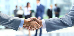 Pirâmide Consultoria e Colégio Monte Claro promovem curso para empreendedores