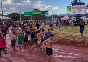 Alegria toma conta da criançada após liberação da pista Corrida  de Gaiola em Jaraguá