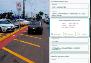 Jaraguá: SMT multa condutor por estacionar irregularmente em frente ao Hotel Boa Vista