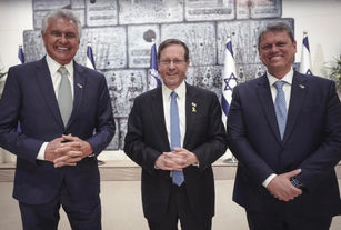 Em visita ao oriente médio, Caiado pede desculpas à Israel por “fala infeliz” de Lula