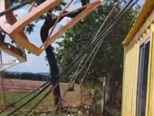 Temporal destrói base da PRF em Uruaçu e deixa unidade totalmente inoperante