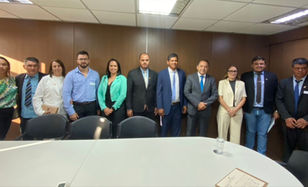 Prefeito de Jesúpolis Adriano e vice Jeso buscam verbas para a educação em Brasília