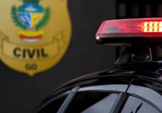 Frentista é indiciado por desvio de valores em posto de combustíveis de Jaraguá, aponta Polícia Civil