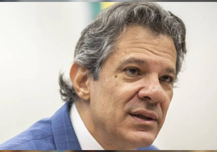 Ministro da Fazenda, Fernando Haddad tira férias feira em impasse sobre o IOF