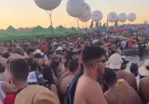 Aruanã registra lotação no fim de semana e falta de canoeiros dificulta acesso à Praia do Cavalo