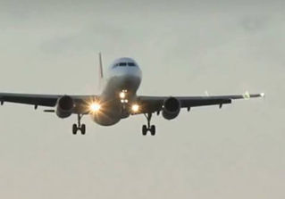 Andar de avião ficará mais caro: Petrobras eleva querosene de aviação em 55%, e aéreas