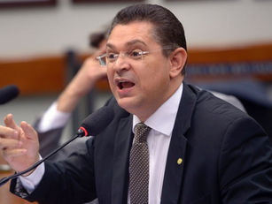Líder do PL faz desafio após Gilmar Mendes chamar vazamento na CPMI do INSS de “vexame”