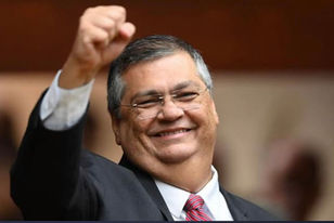 Flávio Dino será ministro do STF; Senado aprova indicação por 47 a 31