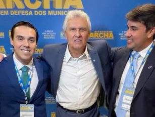 Pré-candidato à Presidência, Caiado elogia municipalismo goiano durante marcha em Brasília