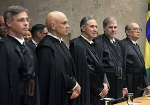 Por 8 votos a 3, STF decide regular as redes sociais no Brasil