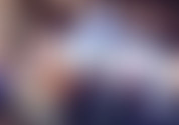 Imagem de Nossa Senhora do Carmo Cai Durante Procissão e Causa Comoção