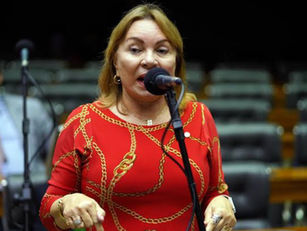 Deputada do Ceará comprou imóvel de R$ 4,4 milhões com desvios do INSS, afirma Mendonça