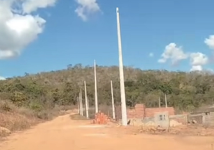 Jaraguá: Equatorial começa a instalação de energia nos bairros Denilson Avelar e Lavínia Cardoso