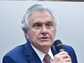 “Suspensão da Lei da Dosimetria é ataque à democracia”, diz Caiado após decisão de Moraes