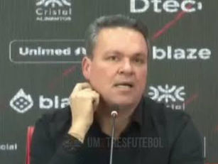 Presidente do Atlético-GO critica PT ao falar sobre bets: “'Não gosto de petista. Vejo petista com desvio moral e intelectual”