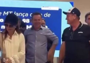 Deputado esquece microfone ligado e revela que sua empresa venceu licitação milionária.