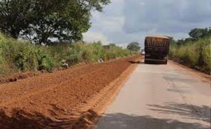 GO-080 entre Goianésia e Barro Alto será recuperada com recursos da Taxa do Agro