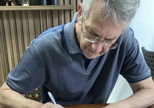 Vice-prefeito de Anápolis se filia ao PSDB e mira disputa em 2026