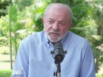 Lula diz que pessoas mais estudadas são mais conservadoras e questiona voto em Flávio Bolsonaro.
