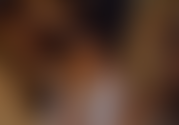 Mulher esconde par de sandálias embaixo do vestido e foge sem pagar