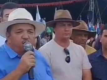 São Francisco: Timbó assina ordem de serviço para iluminação no campo das cavalhadas
