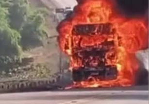 Carreta carregada com etanol é destruída por incêndio na GO-338 entre Goianésia e Juscelândia