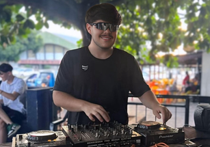 A jornada do jaraguense DJ Marcus Lobo no eletrofunk “O DJzinho da Vovó”