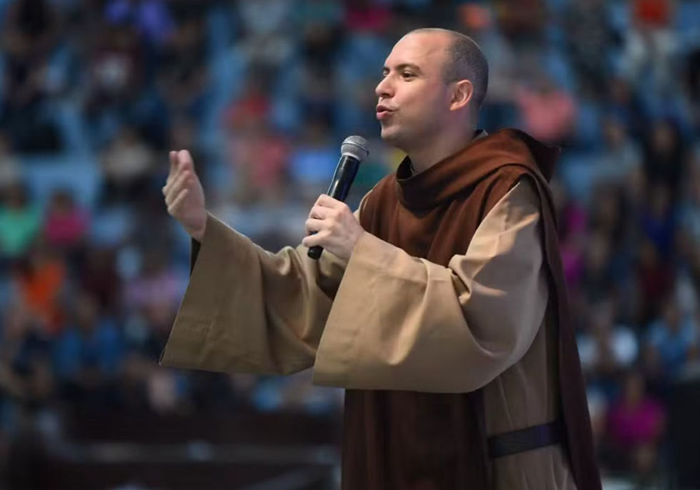 Com 153,8 milhões de visualizações Frei Gilson é a personalidade mais assistida da internet em 2025