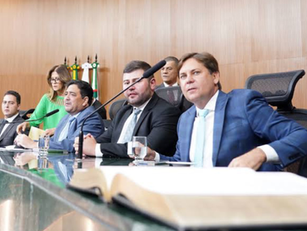 Deputados Estaduais de Goiás aprovam auxílio de R$ 11,5 mil; veja quem pode receber