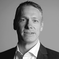 Jason Petras_BW_small.jpg