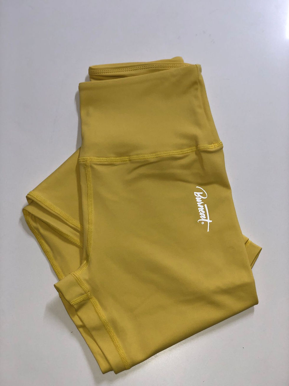 Miniatura: Outfit AMARILLO