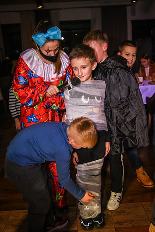 Квесты киев, квесты на выезд, квесты на природе, квест, квесты для детей киев, квесты для подростков, детские праздники киев, детский др, организация детского др киев, аниматоры киев, квести на виїзд, квести київ, квести на природі, дитячі квести, квести для підлітків, аніматори київ, підліткові квести, цікаві програми для дітей, день народження, свято під ключ київ, організація дн київ, квест на выпускной, шкільний випускний, аніматори на випускний, квест на випускний, дитячий випускний, квести на вулиці київ, квести за місто, квест вдома, организация квеста на дому киев, виїзні квести для дітей, квести варшава, квести європа, шоу київ, цирк, квест цирк, квест страшний цирк, жахливий цирк київ, страшні клоуни київ, хеловін, квести на хелоуін, хеллоуінські квести, хелоуін в ресторані, квест на хеллоуін київ