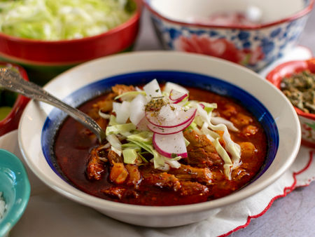 HOW TO MAKE AUTHENTIC POZOLE
