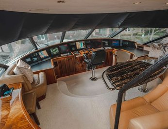 charter-now-or-never-yacht-15.jpeg