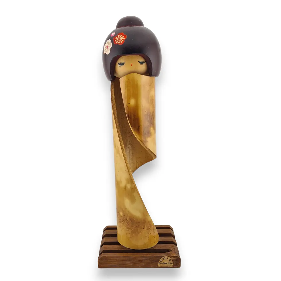 bambola kokeshi giapponese