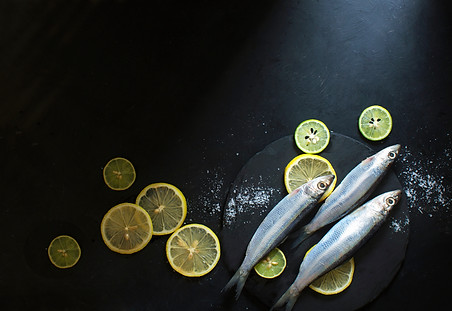 魚とレモン
