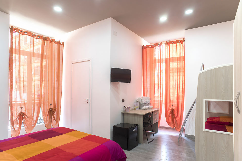 Quadruple room with private bathroom